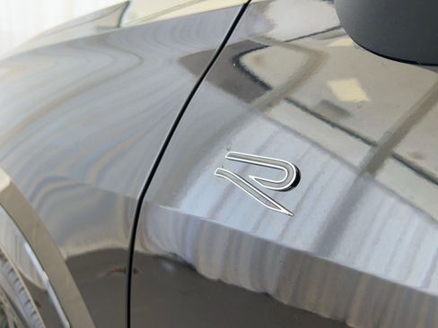 New 2026 Volkswagen Tiguan SE R-Line image 35