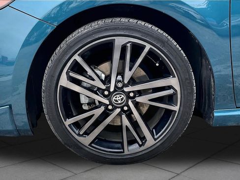 Used 2025 Toyota Camry XSE FWD image 11