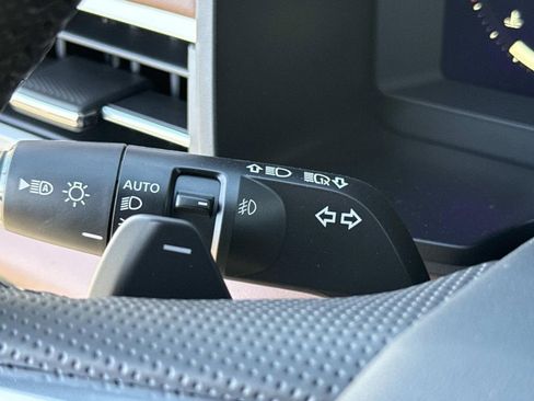 New 2025 Mitsubishi Outlander SEL image 38