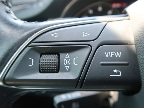 Used 2019 Audi Q7 2.0T Premium AWD/4WD image 38