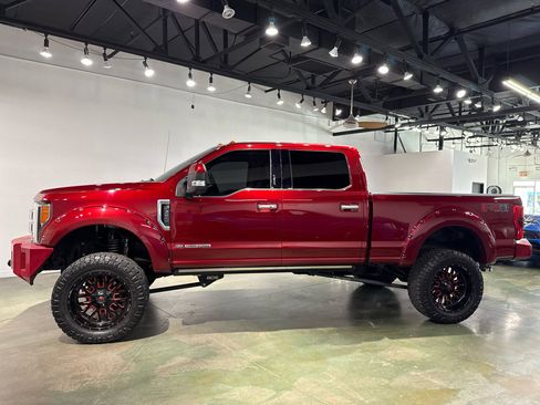 Used 2019 Ford F250 Limited w/ FX4 Off-Road Package image 4