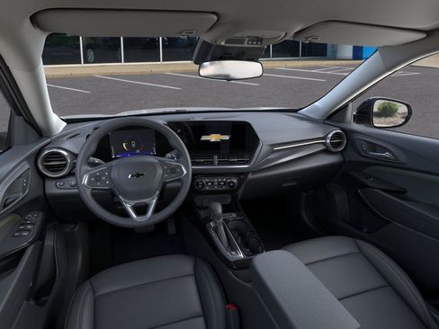 New 2026 Chevrolet Trax ACTIV w/ Driver Confidence Package FWD image 15