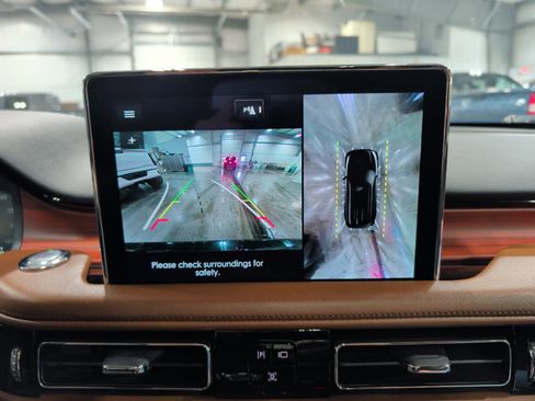 Used 2022 Lincoln Aviator Reserve w/ Elements Package Plus image 13