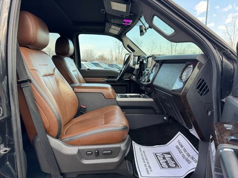 Used 2014 Ford F350 Platinum w/ Platinum Package image 18