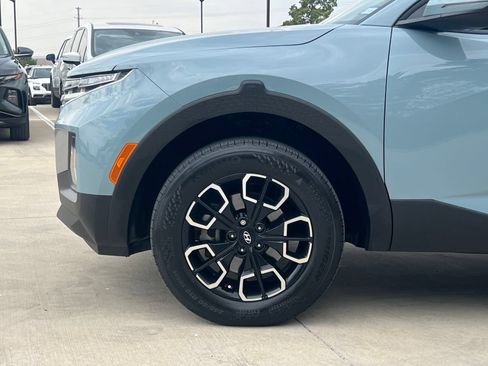 Certified 2024 Hyundai Santa Cruz SEL FWD image 9