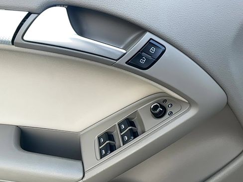 Used 2011 Audi A5 2.0T Premium Plus image 14