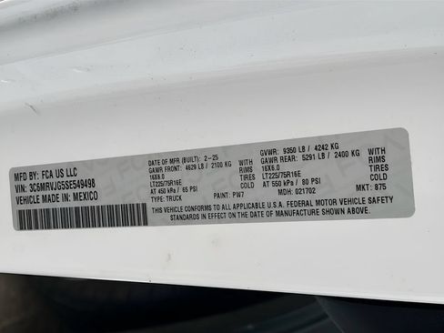 Used 2025 RAM ProMaster 3500 w/ Convenience Group FWD image 26