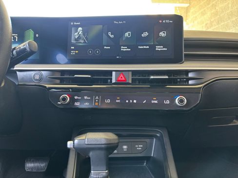 Used 2025 Kia K5 LXS FWD image 17