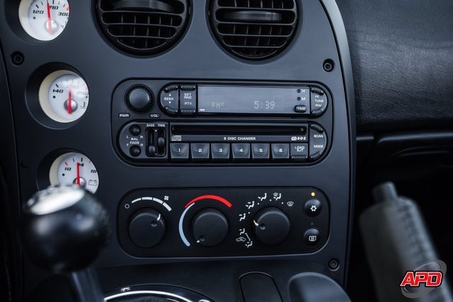Used 2004 Dodge Viper SRT-10 RWD image 19