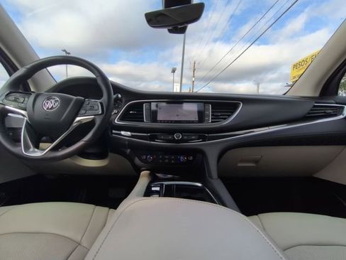 Used 2022 Buick Enclave Essence w/ Sound and Sites Package image 2