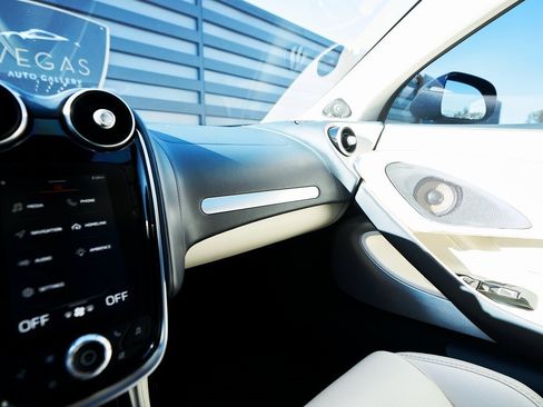 Used 2022 McLaren GT image 68
