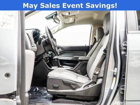 Used 2019 Chevrolet Colorado LT RWD image 32
