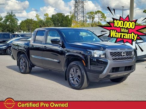Certified 2025 Nissan Frontier SV image 1