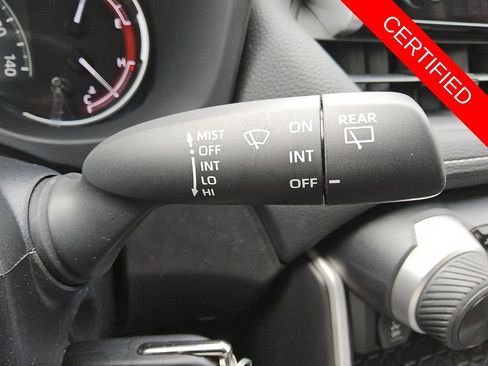 Used 2024 Toyota RAV4 LE image 28