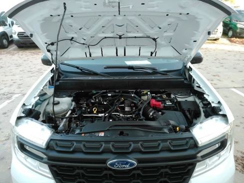 Used 2022 Ford Maverick XL image 46