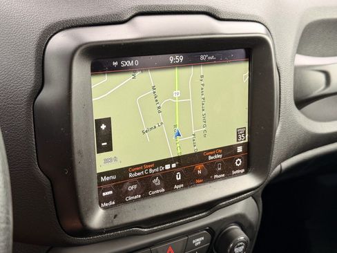 Used 2022 Jeep Renegade Altitude w/ Convenience Group AWD/4WD image 17