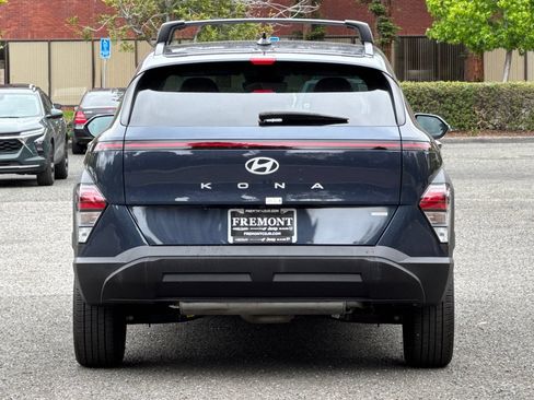 Used 2025 Hyundai Kona SEL AWD/4WD image 4