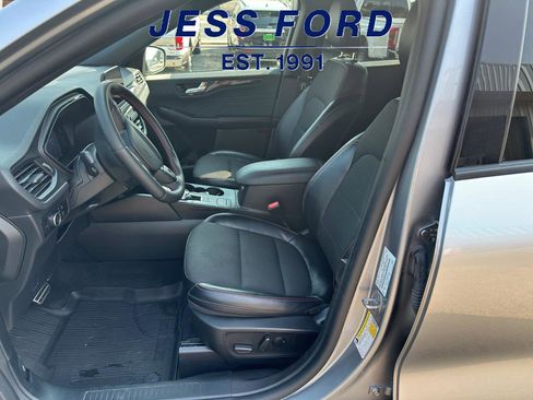 Used 2023 Ford Escape ST-Line image 28