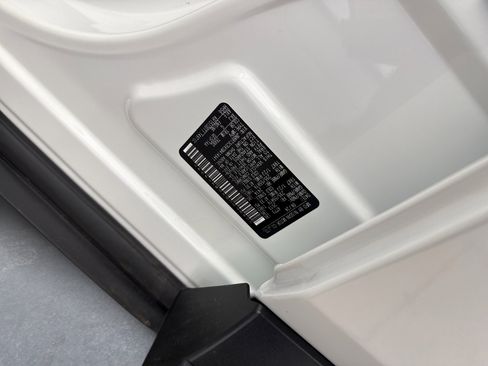 Used 2025 Nissan Rogue SL w/ Tech Package image 20