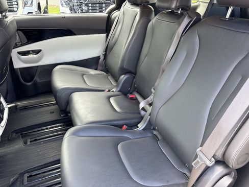 Used 2023 Kia Carnival SX FWD image 28