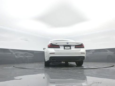Used 2023 BMW 530i xDrive w/ Premium Package image 29