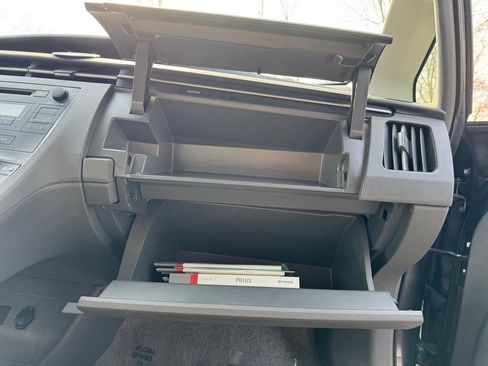 Used 2010 Toyota Prius image 38