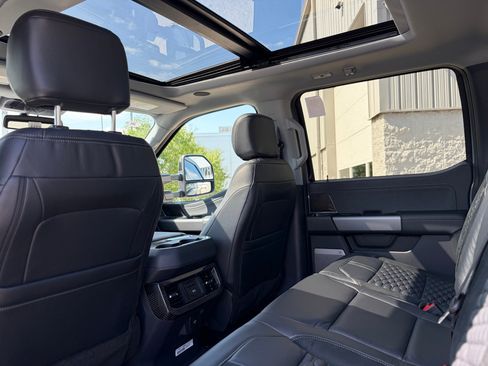New 2026 Ford F250 Lariat w/ Black Appearance Package AWD/4WD image 23