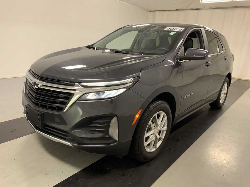 Certified 2023 Chevrolet Equinox LT AWD/4WD image 2