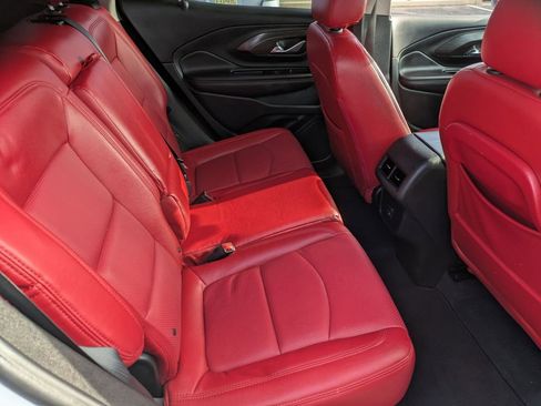 Used 2022 GMC Terrain SLE image 21