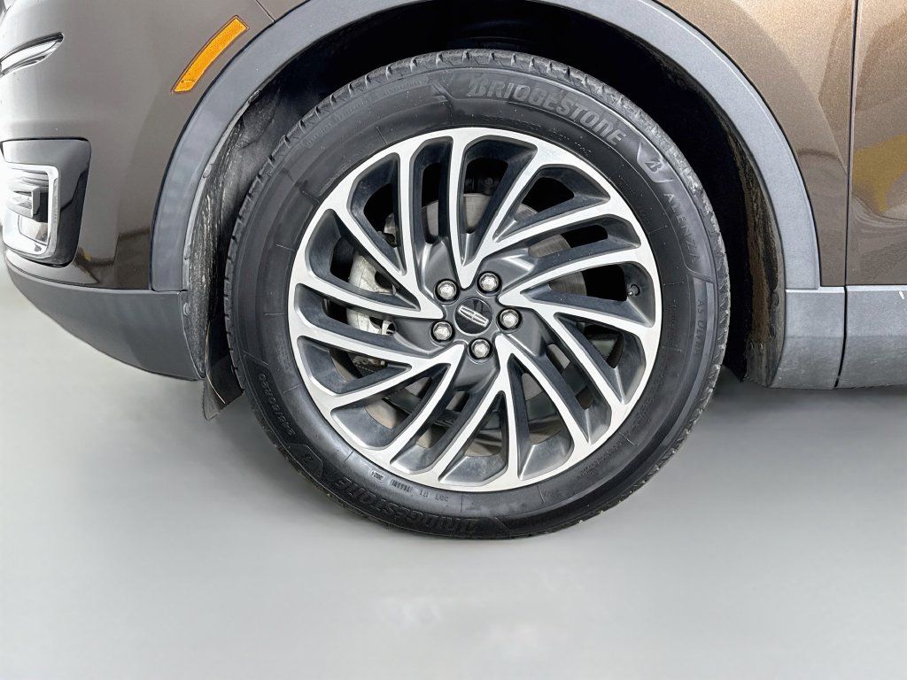 Used 2019 Lincoln Nautilus Reserve FWD image 33