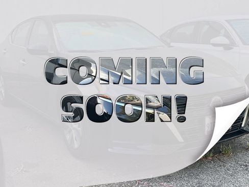 Used 2025 Nissan Altima 2.5 S FWD image 1