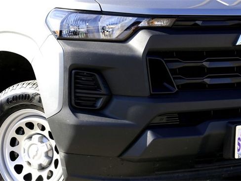 Used 2024 Chevrolet Colorado W/T w/ WT Convenience Package II image 3