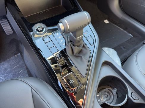 New 2025 Kia Niro EX image 15