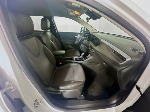 Used 2024 Buick Encore GX Preferred FWD image 31