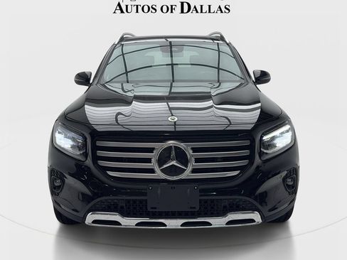 Used 2025 Mercedes-Benz GLB 250 4MATIC image 3