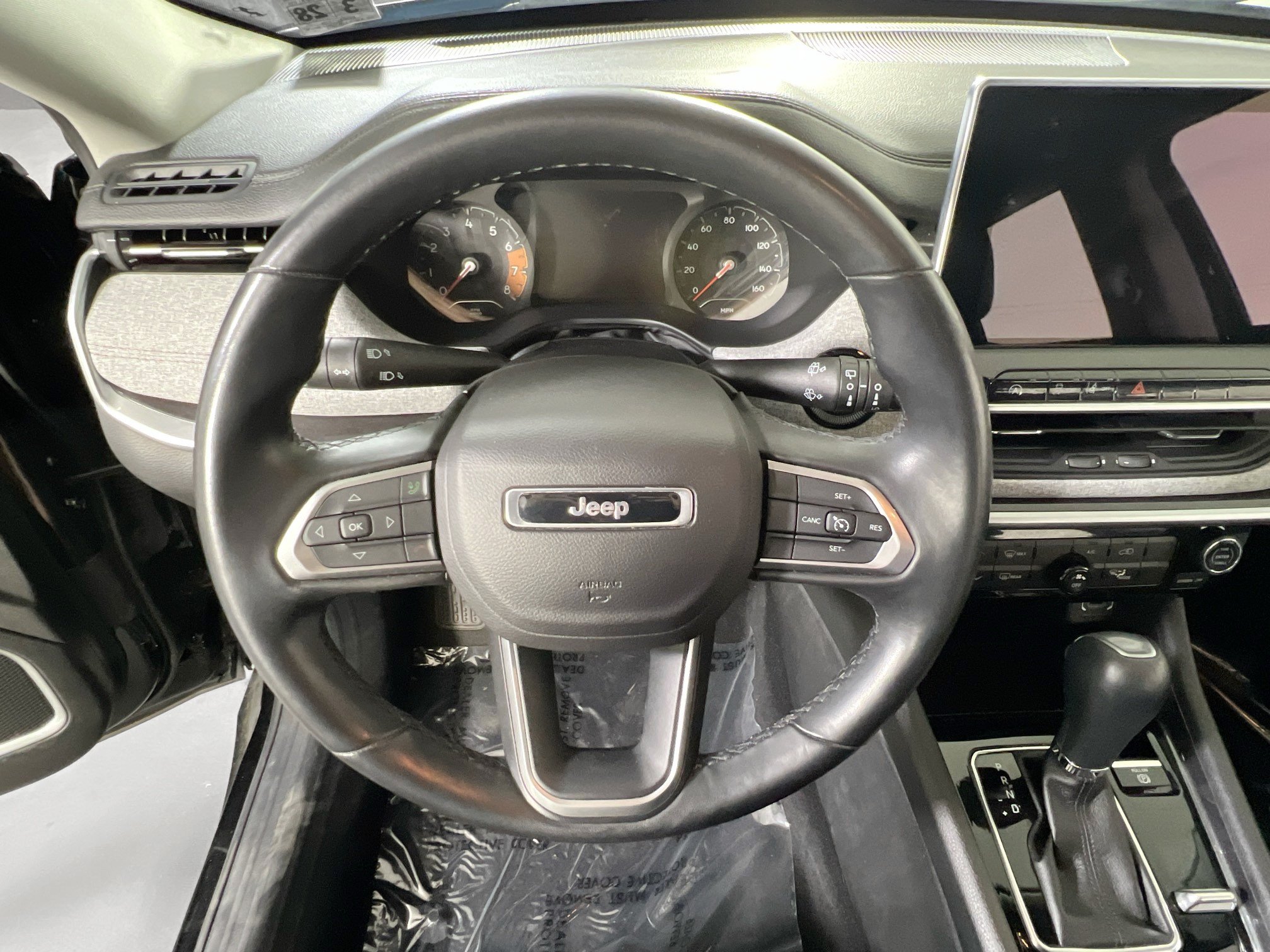 Used 2022 Jeep Compass Latitude AWD/4WD image 11