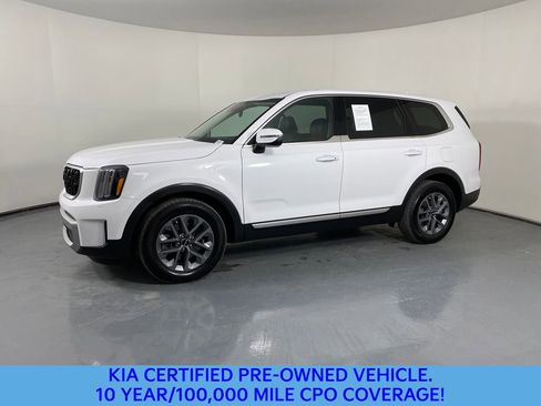 Used 2024 Kia Telluride LX image 3