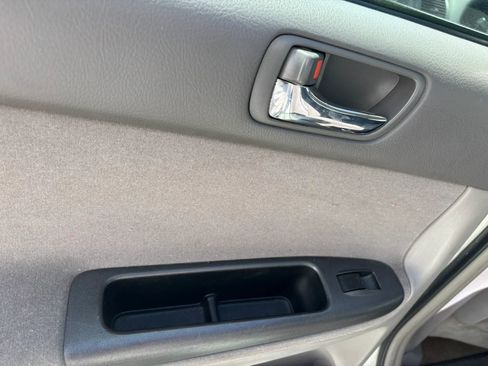 Used 2006 Toyota Camry LE image 53