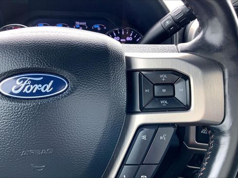 Used 2022 Ford F250 Platinum w/ Tremor Off-Road Package AWD/4WD image 25