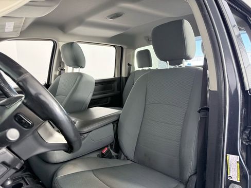 Used 2017 RAM 2500 Tradesman w/ Chrome Appearance Group image 12