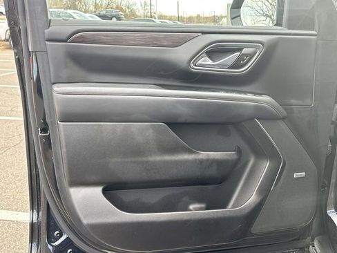 Certified 2024 Chevrolet Tahoe Z71 w/ Luxury Package image 20