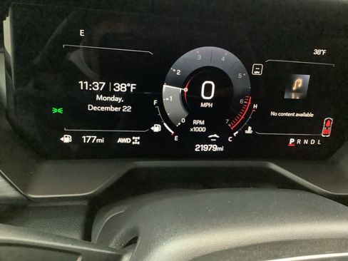 Used 2025 GMC Acadia Elevation image 20