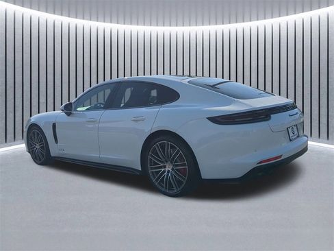 Used 2019 Porsche Panamera GTS image 7