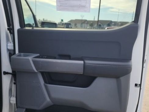 Used 2023 Ford F150 XLT w/ XTR Package image 34