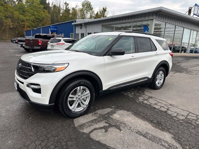 Used 2022 Ford Explorer XLT w/ Equipment Group 202A AWD/4WD image 1