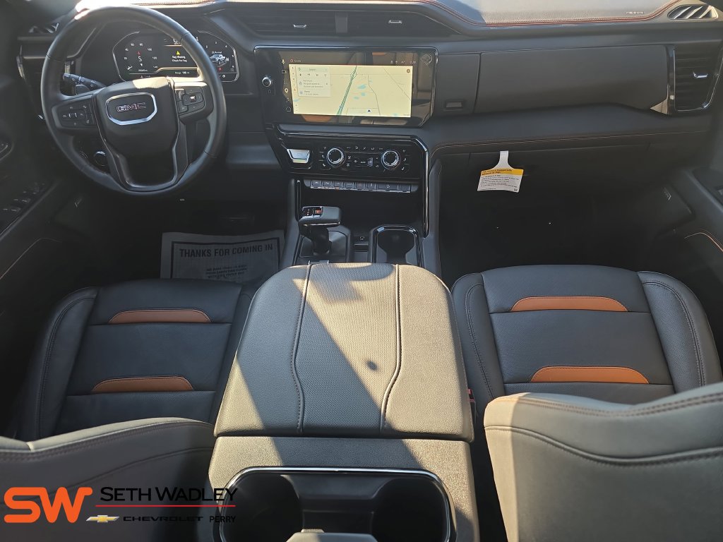 Used 2025 GMC Sierra 1500 AT4 w/ AT4 Premium Package AWD/4WD image 9