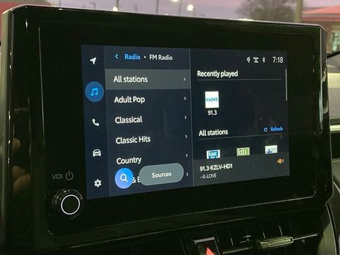 Certified 2025 Toyota Corolla Cross AWD Hybrid image 21