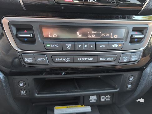 Certified 2023 Honda Passport Elite image 30