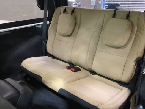 Used 2021 Jeep Wrangler Sport S image 16