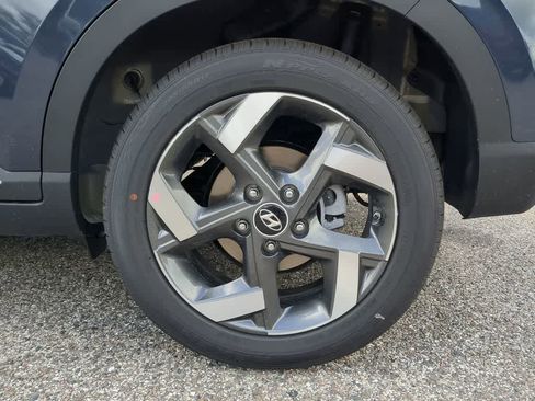 New 2026 Hyundai Venue SEL FWD image 14